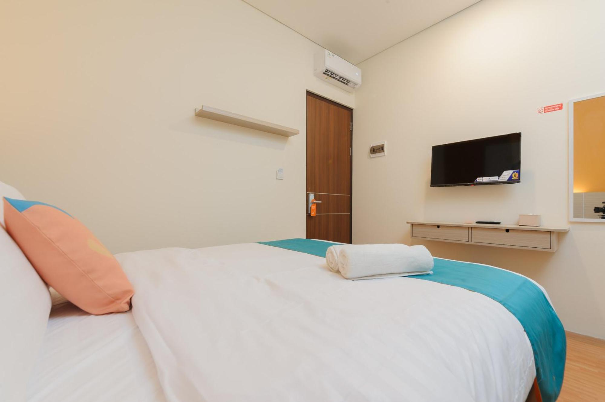Sans Hotel Tajur Bogor Bantarkamang Exterior photo